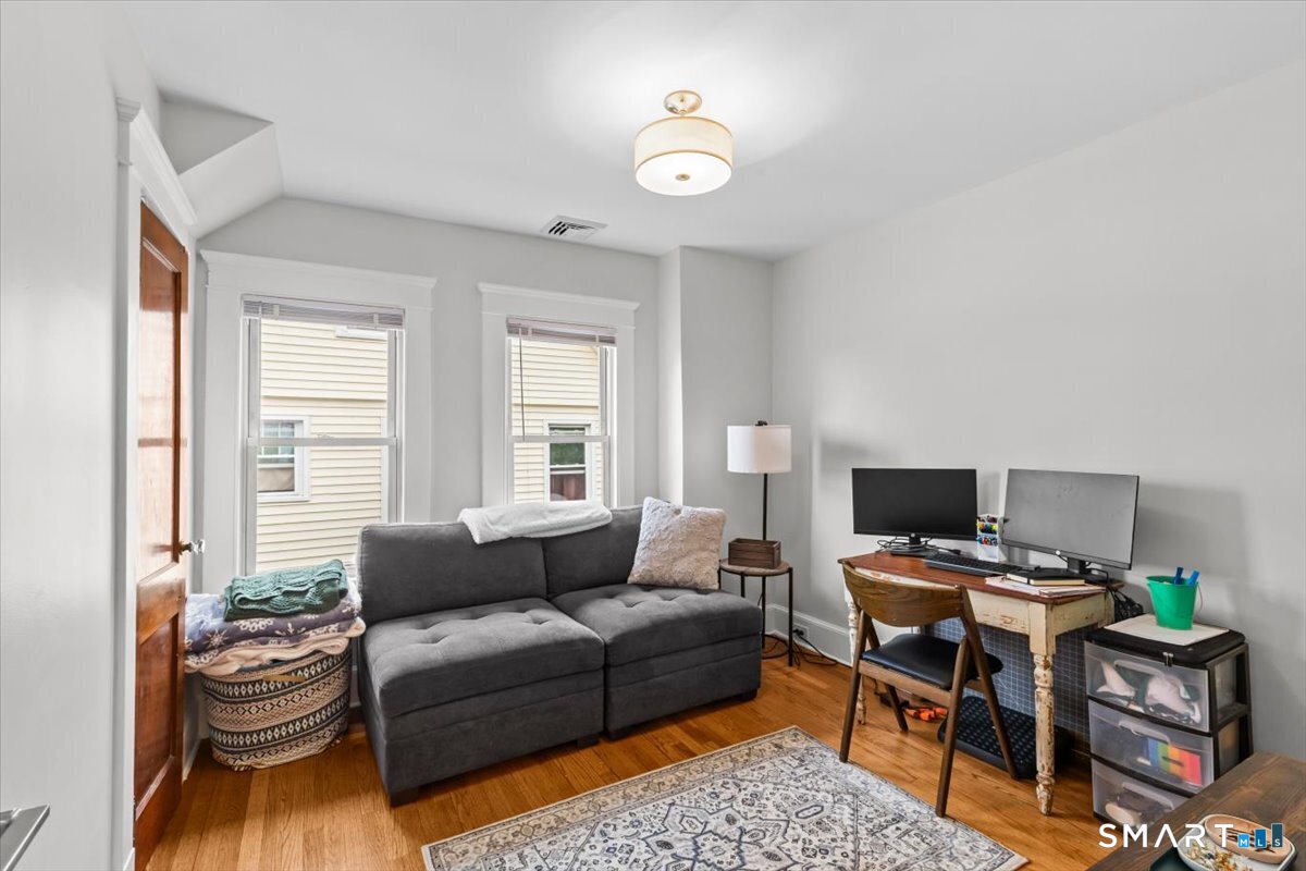 653 Forest Road West Haven CT 06516
