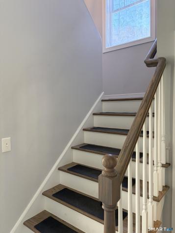 28-A Jefferson Avenue Danbury CT 06810