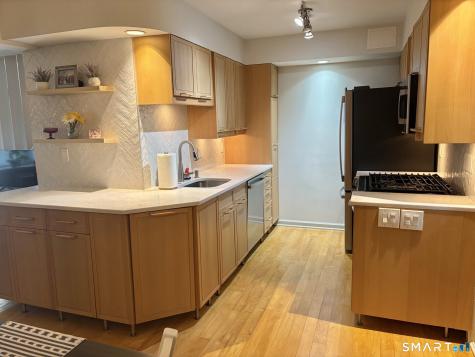 245 Sunnyridge Avenue Fairfield CT 06824