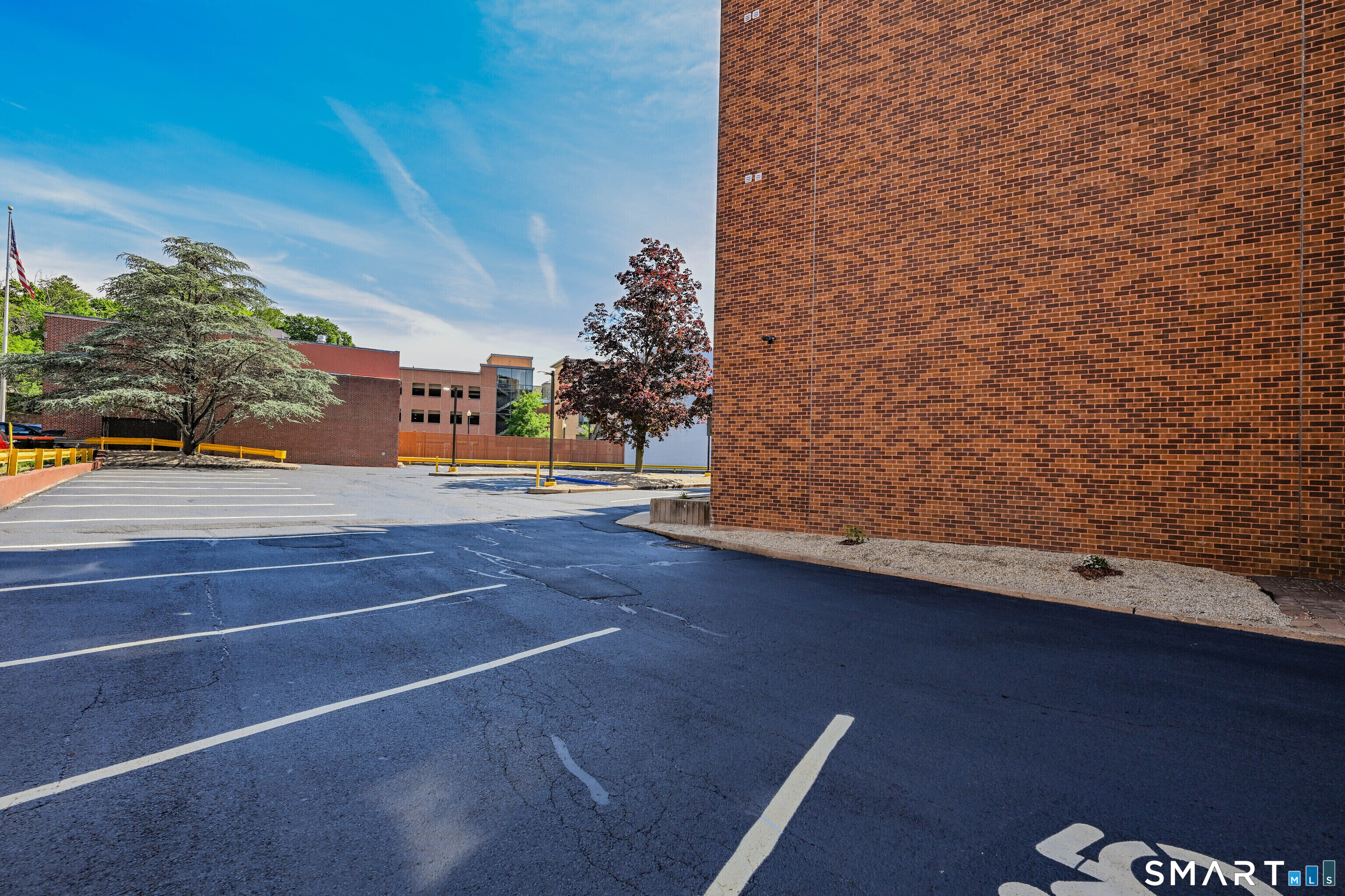 1 West Main Street Meriden CT 06451