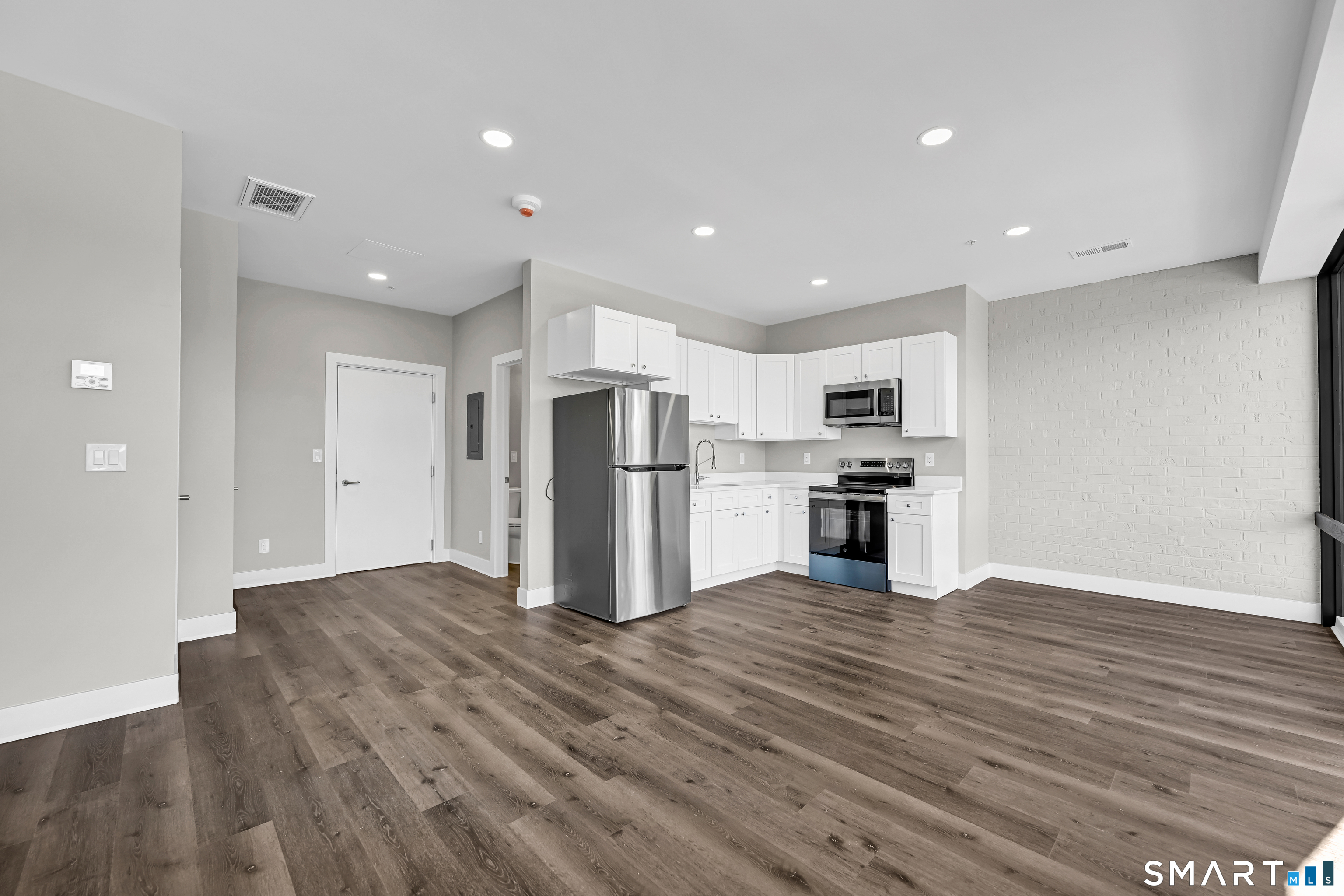 1 West Main Street Meriden CT 06451