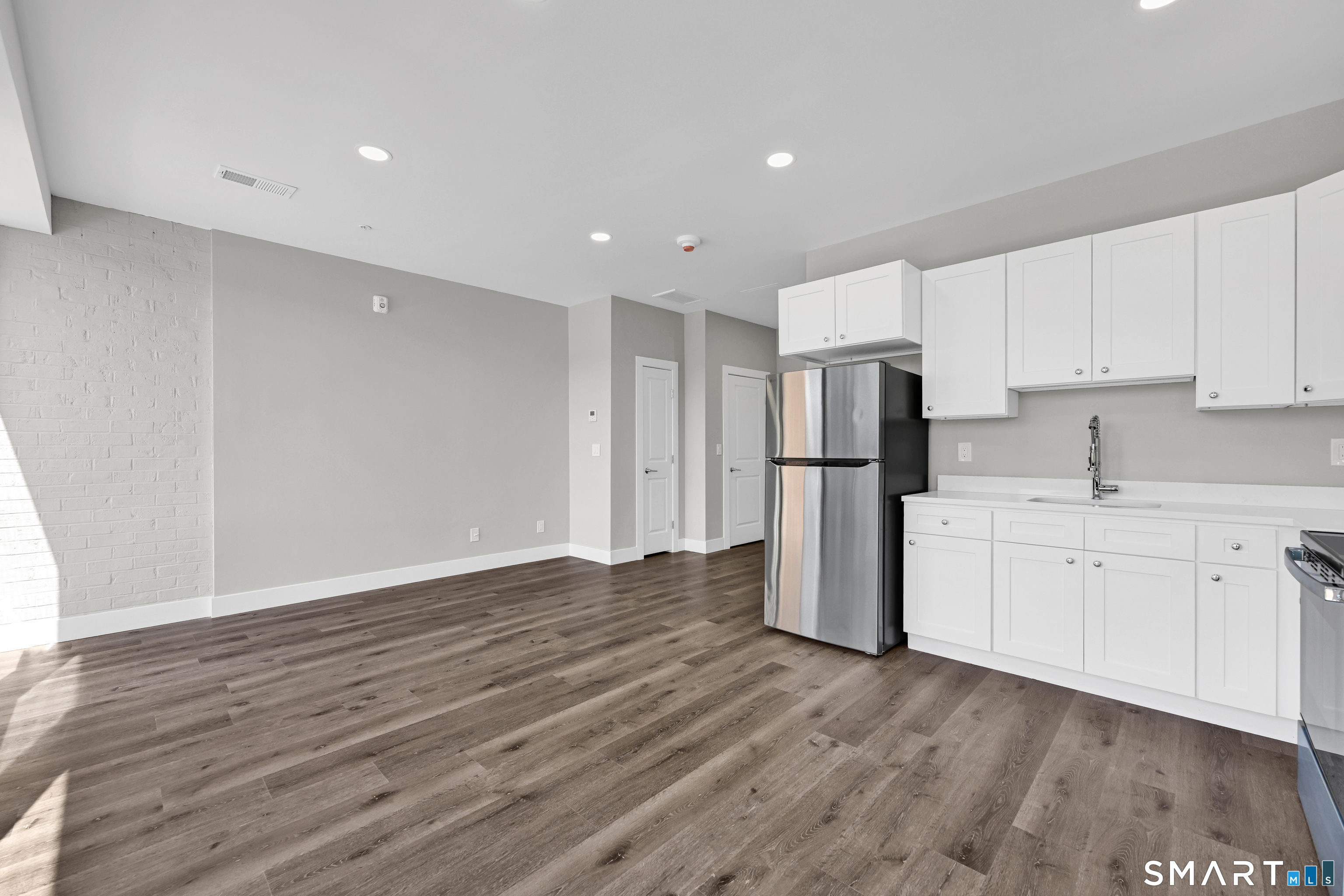 1 West Main Street Meriden CT 06451