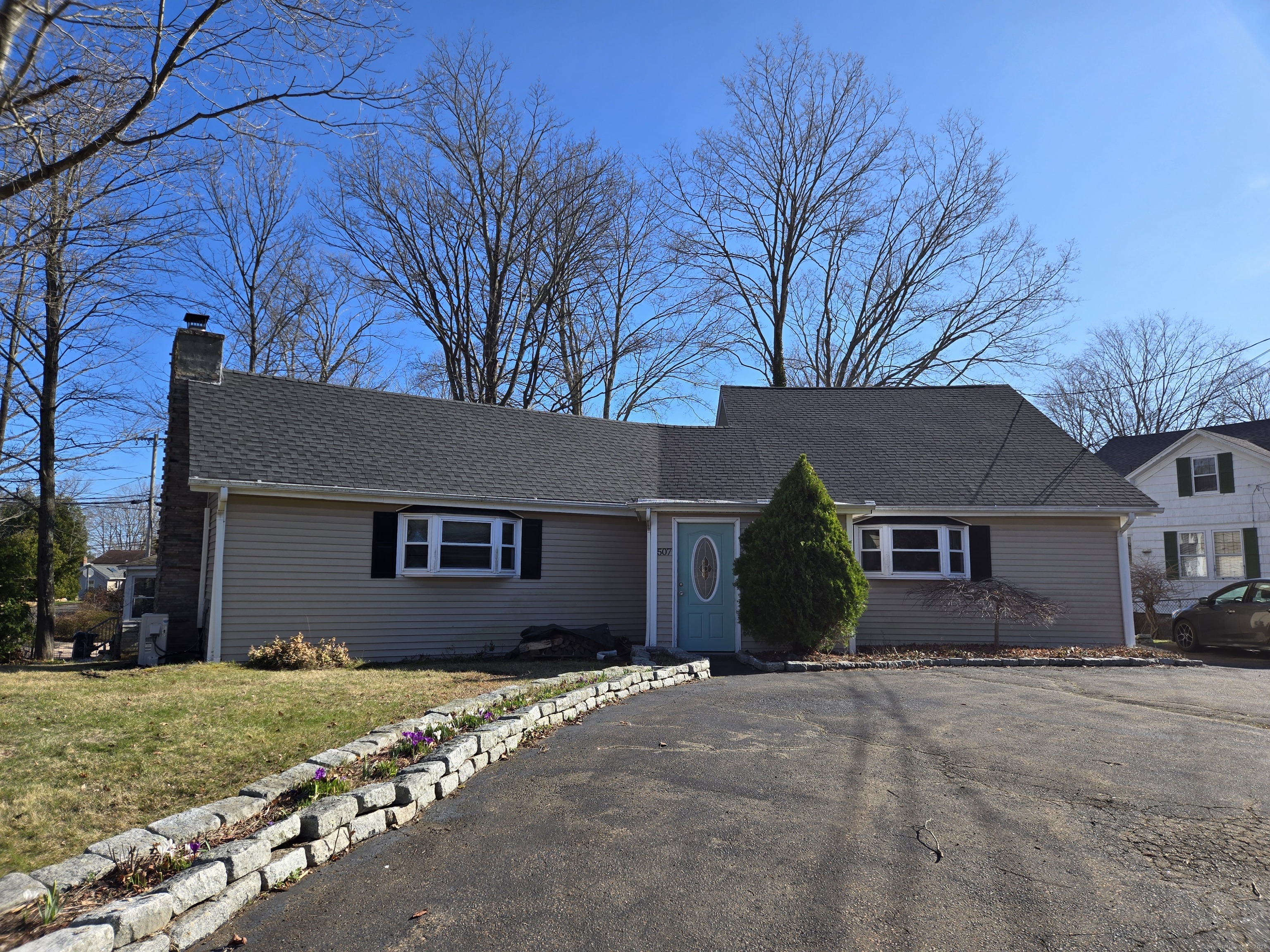 507 Shore Drive Branford CT 06405