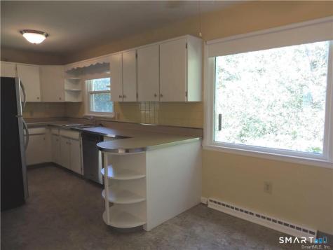 87 Hotchkiss Grove Road Branford CT 06405