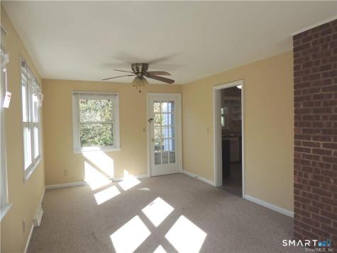 87 Hotchkiss Grove Road Branford CT 06405