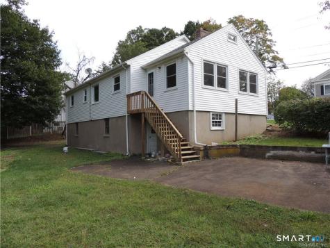 87 Hotchkiss Grove Road Branford CT 06405