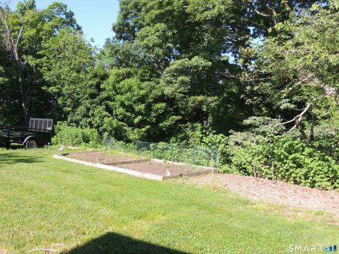 87 Hotchkiss Grove Road Branford CT 06405