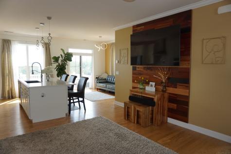 127 Brentwood Circle Danbury CT 06810