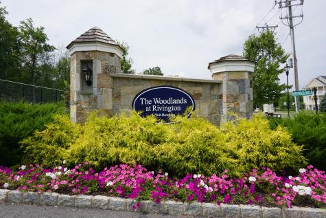 127 Brentwood Circle Danbury CT 06810