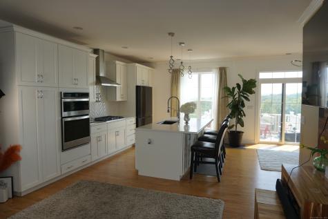 127 Brentwood Circle Danbury CT 06810