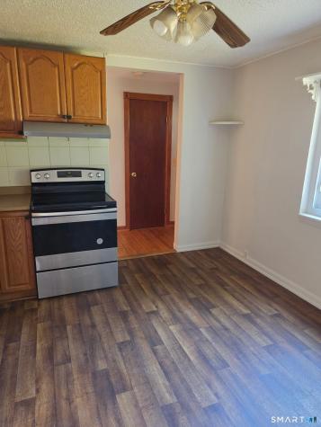 8D Queen Street Southington CT 06489