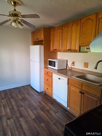 8D Queen Street Southington CT 06489