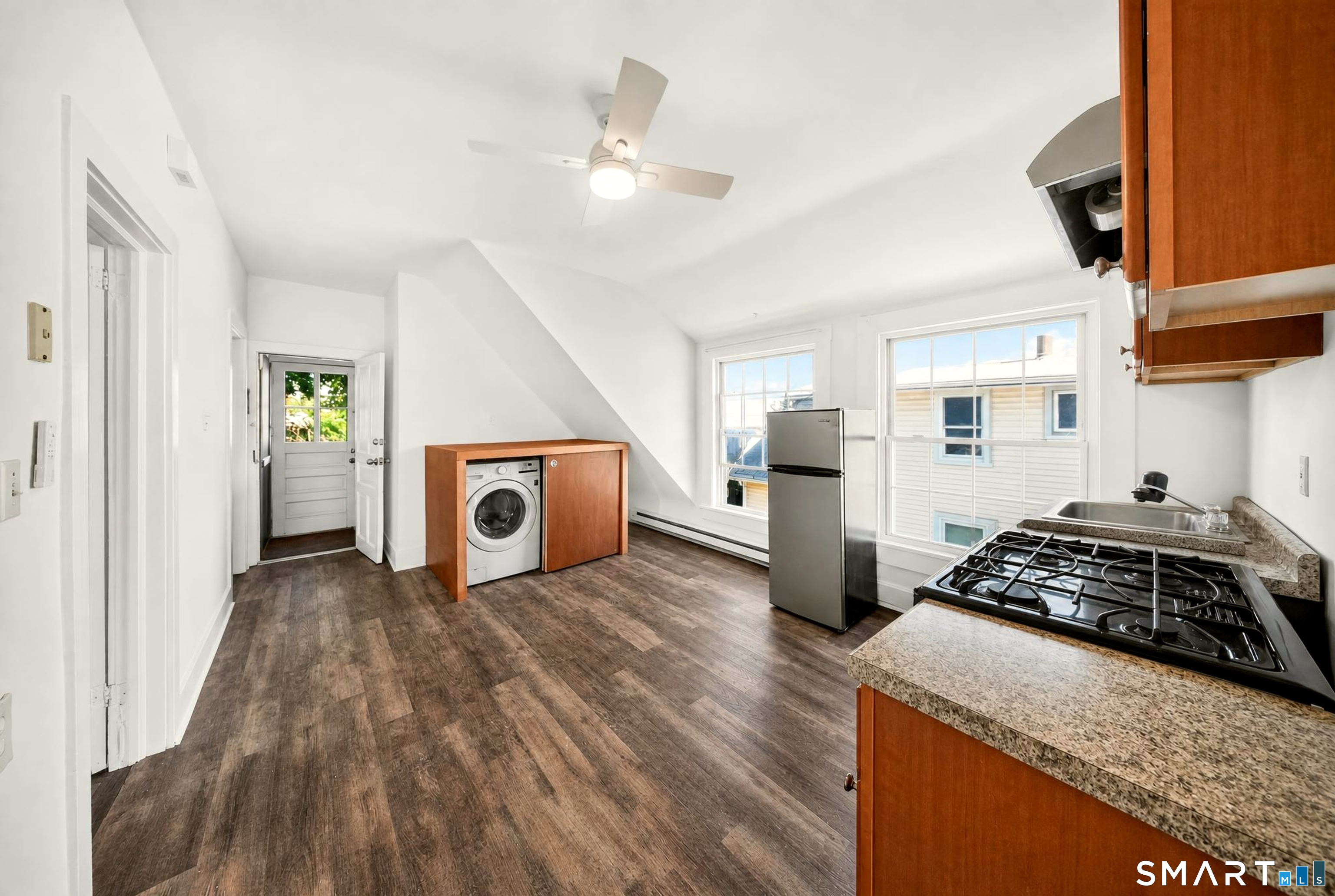 42-46 Hanford Avenue Bridgeport CT 06605