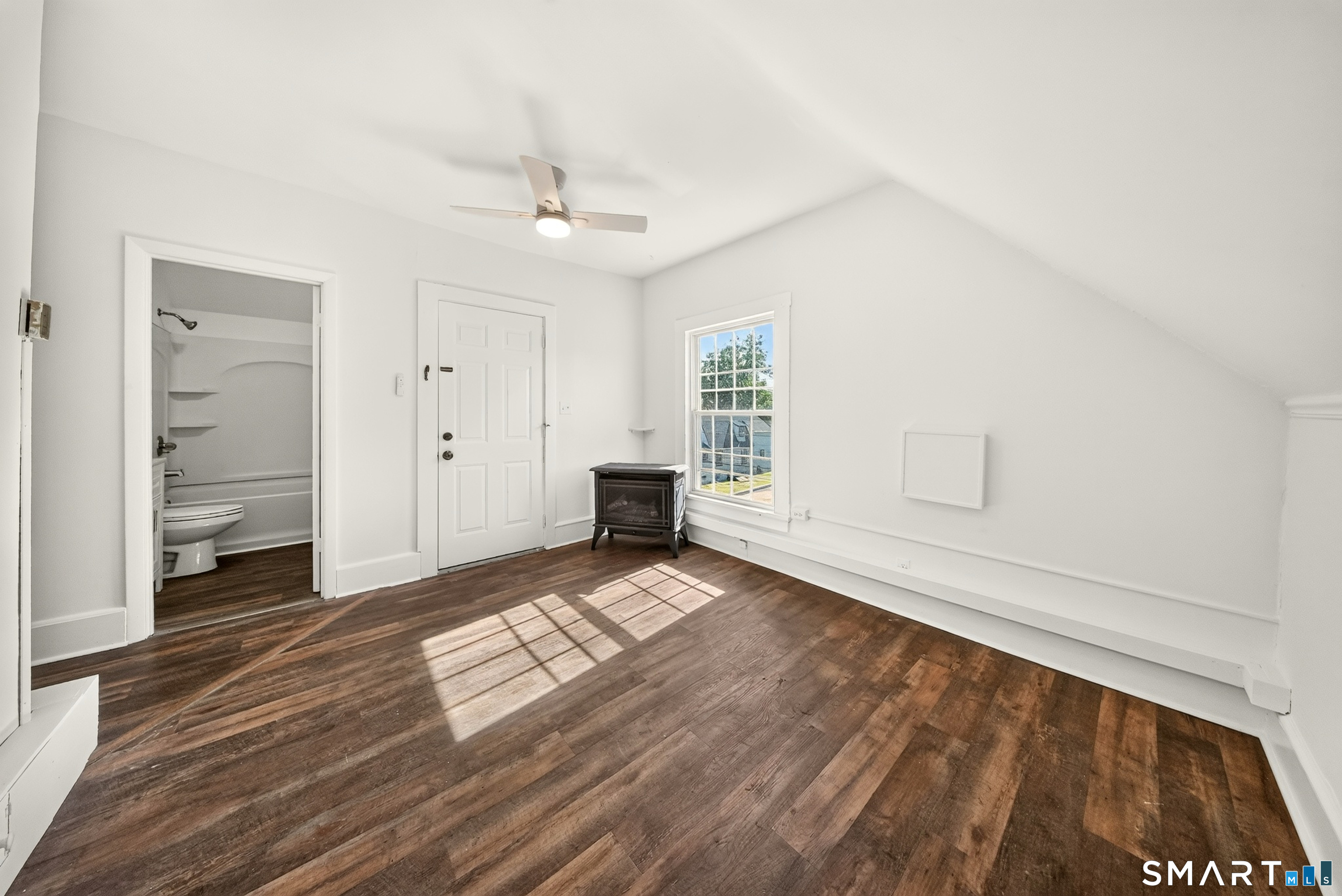 42-46 Hanford Avenue Bridgeport CT 06605