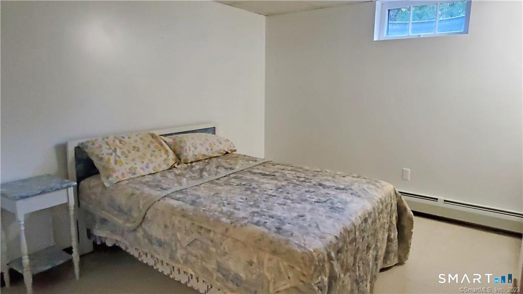 32 Fernridge Road West Hartford CT 06107
