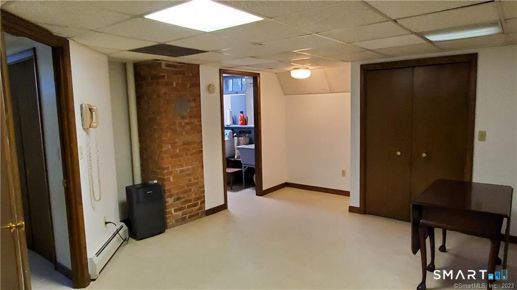 32 Fernridge Road West Hartford CT 06107