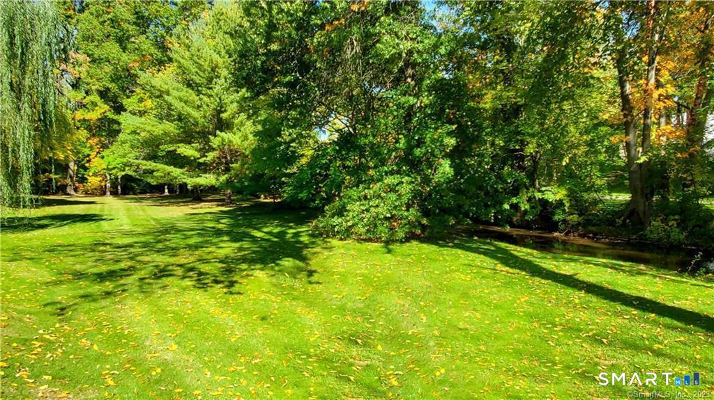 32 Fernridge Road West Hartford CT 06107