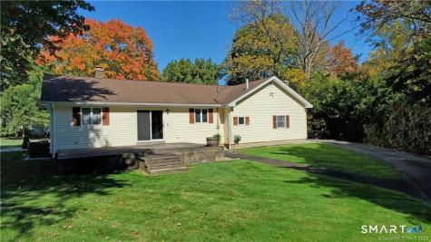 32 Fernridge Road West Hartford CT 06107