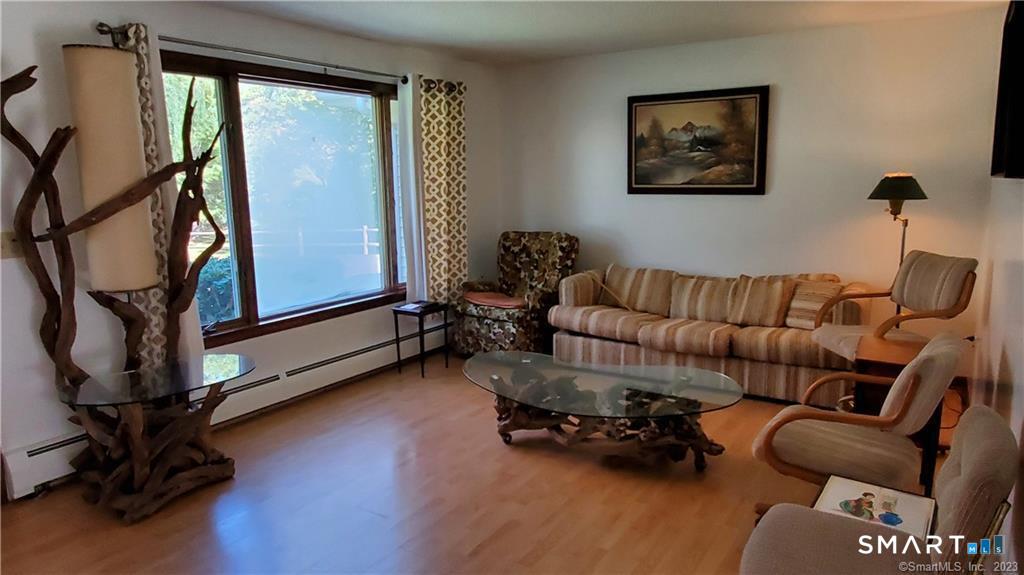 32 Fernridge Road West Hartford CT 06107