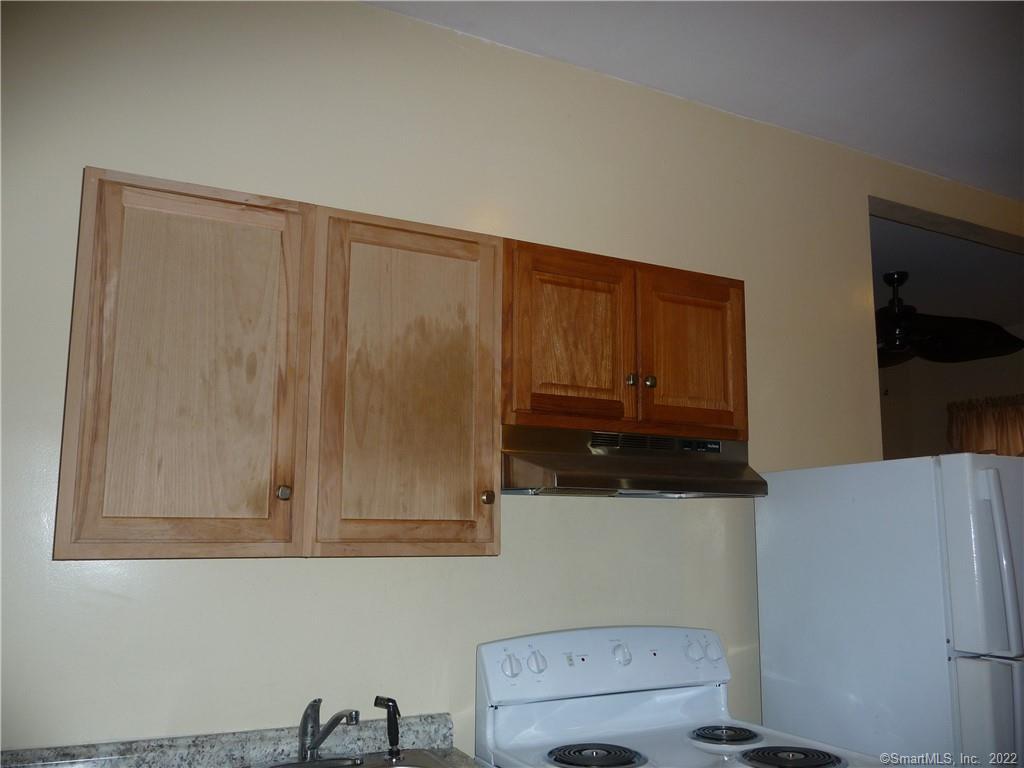 1 Eastview Street Hartford CT 06114
