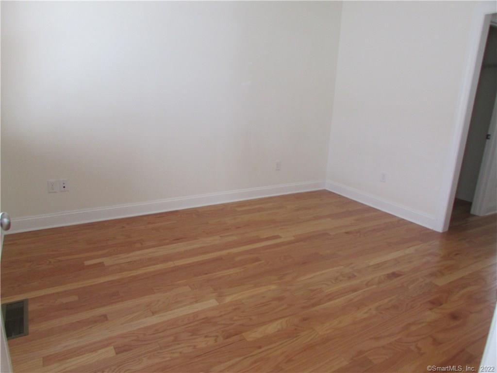 19 Sherwood Street Mansfield CT 06268