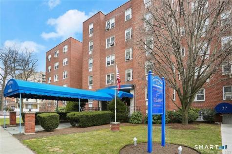 39 Glenbrook Road Stamford CT 06902