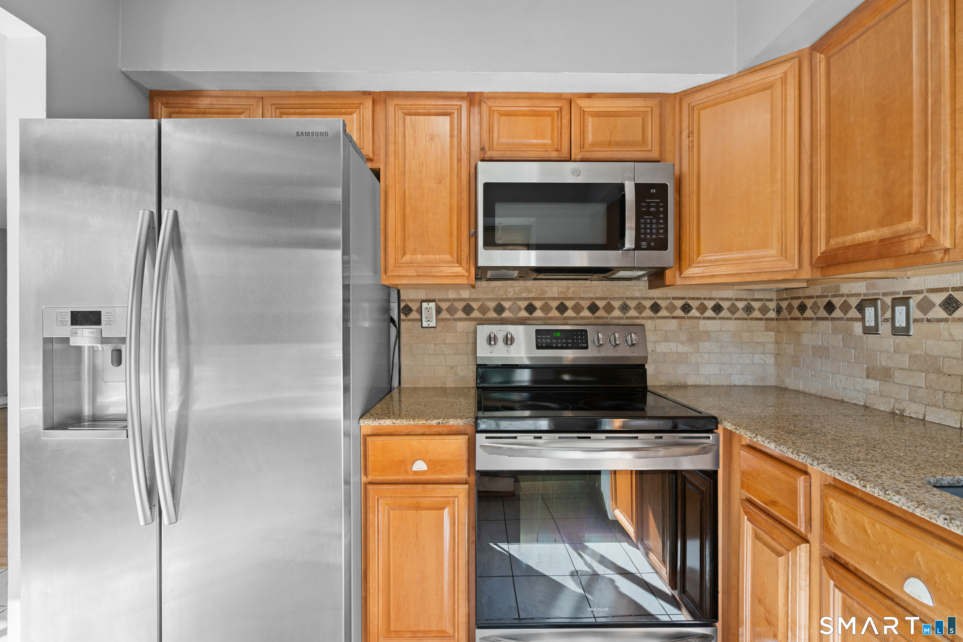 30 Candlewood Drive South Windsor CT 06074