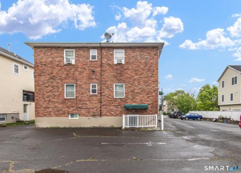78 Dora Street Stamford CT 06902