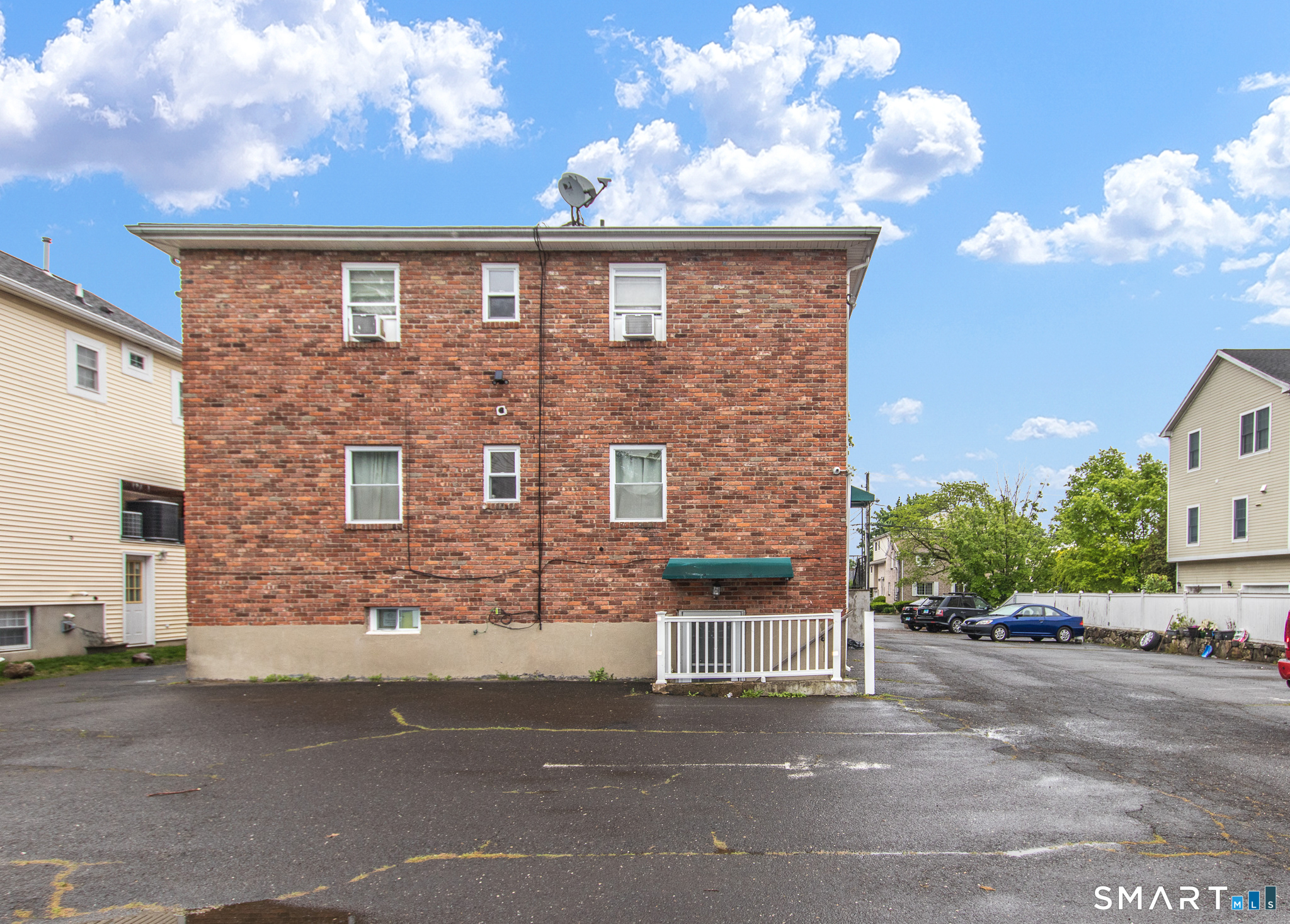78 Dora Street Stamford CT 06902