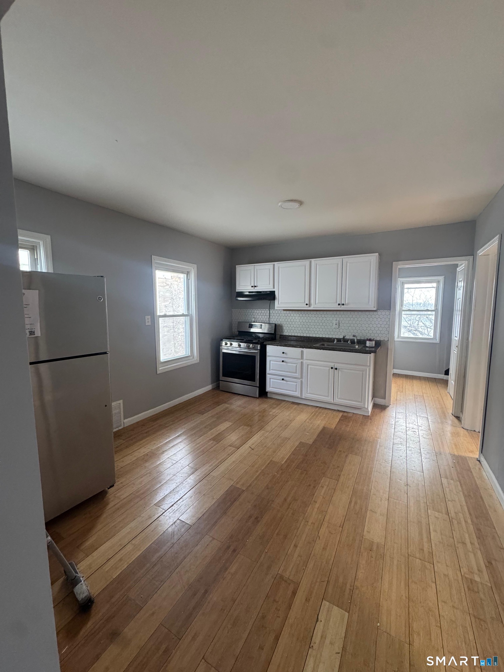 52-54 Ives Court Bridgeport CT 06606