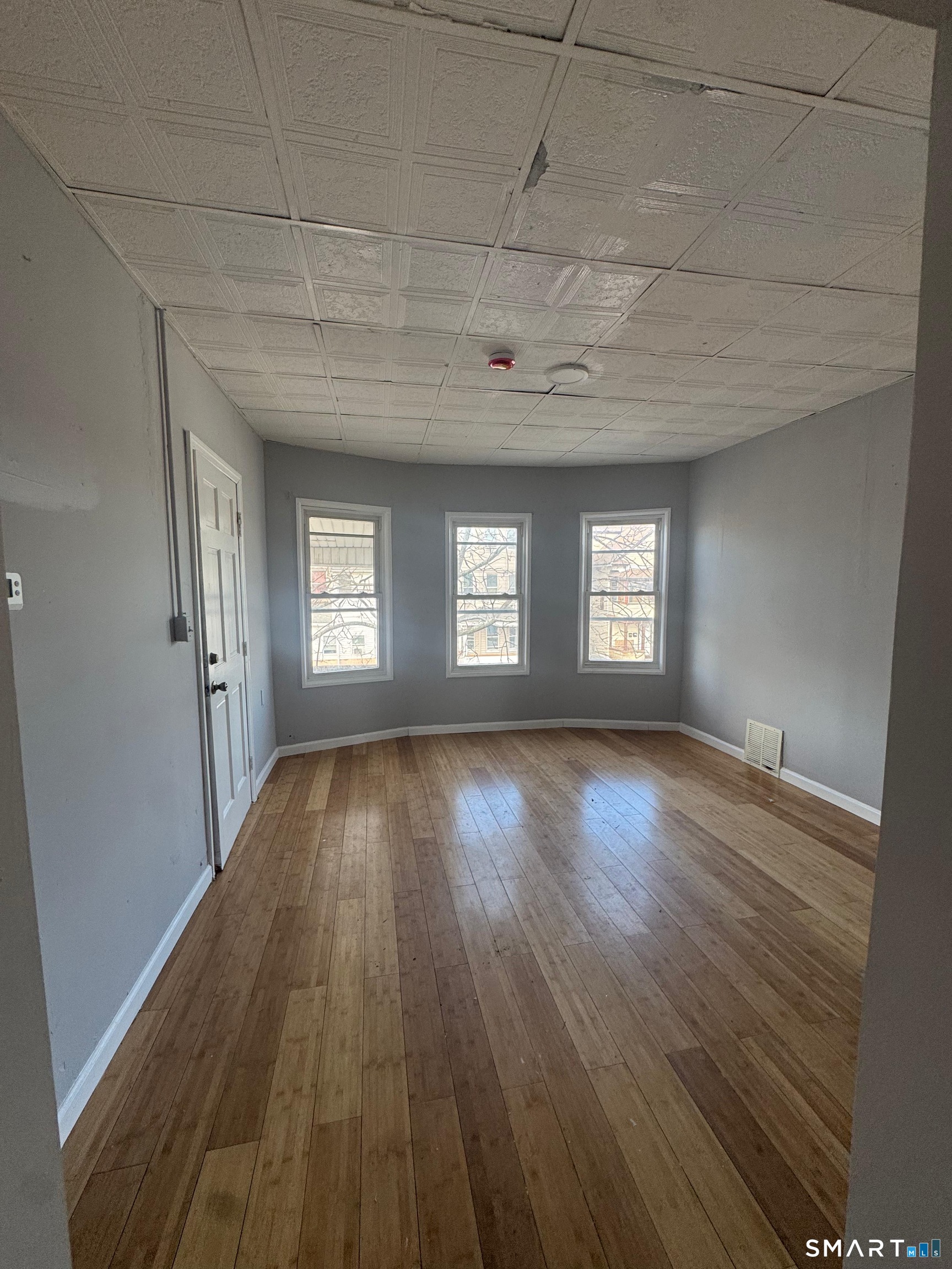 52-54 Ives Court Bridgeport CT 06606