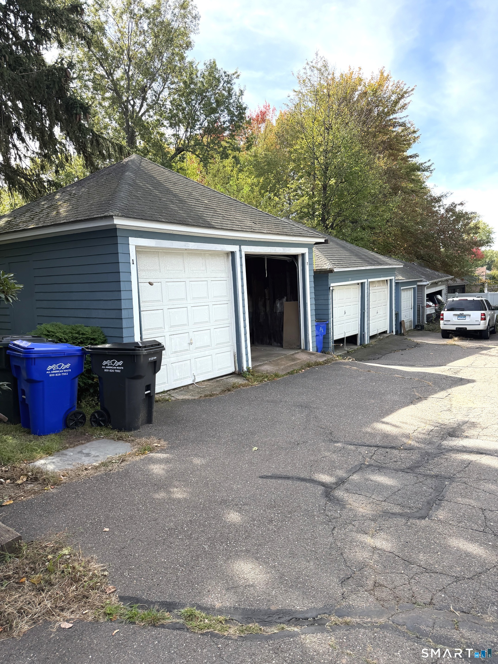 129 Quaker South Lane West Hartford CT 06119
