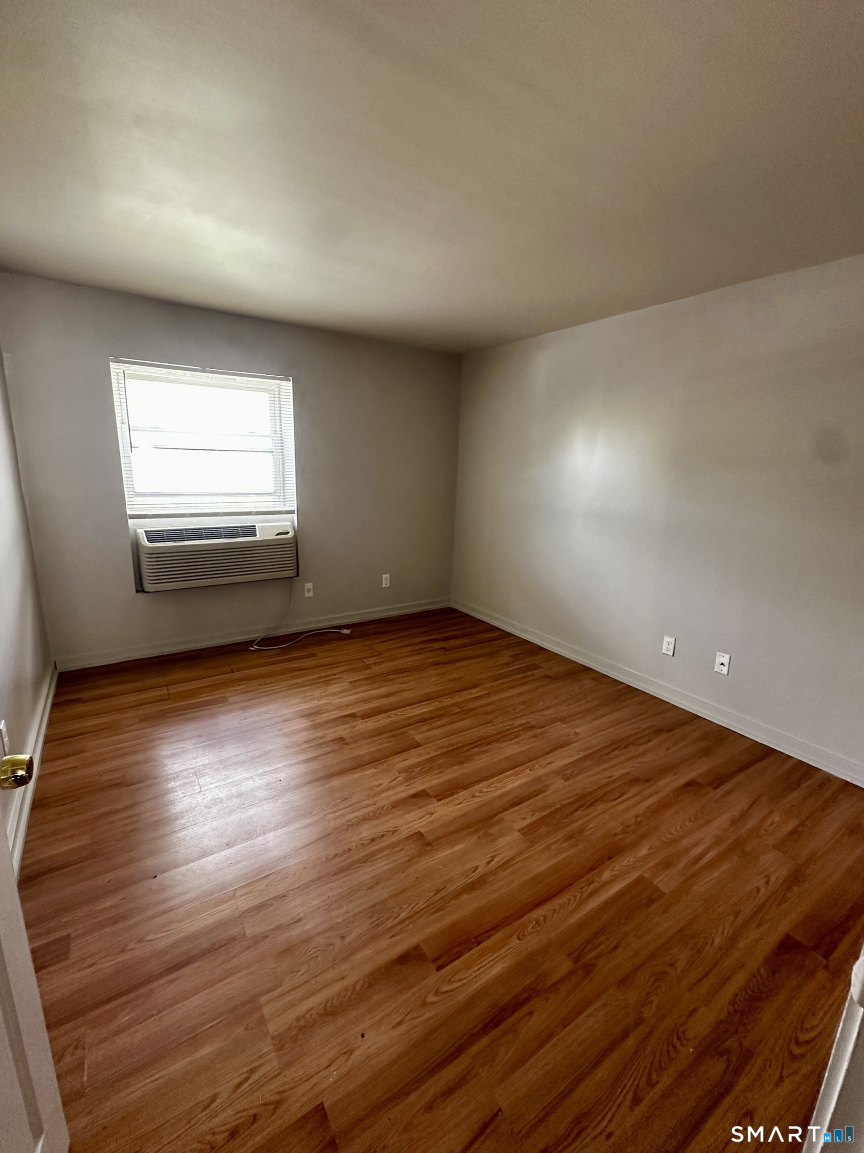 385 Putnam Avenue Hamden CT 05617