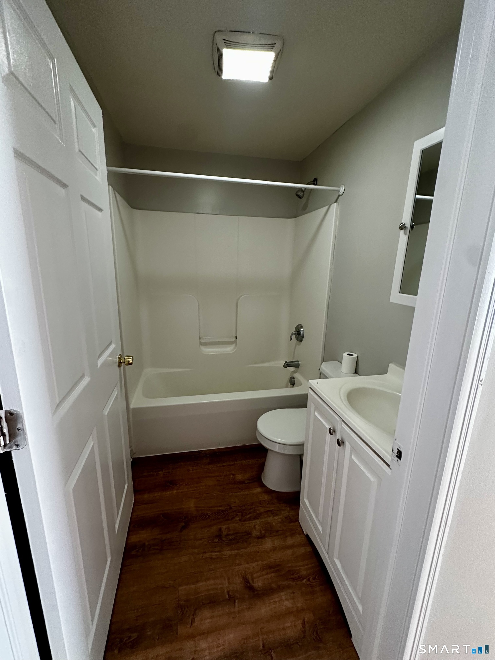 385 Putnam Avenue Hamden CT 05617