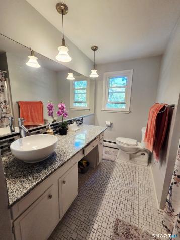 25 Sylvia Lane Windsor CT 06095