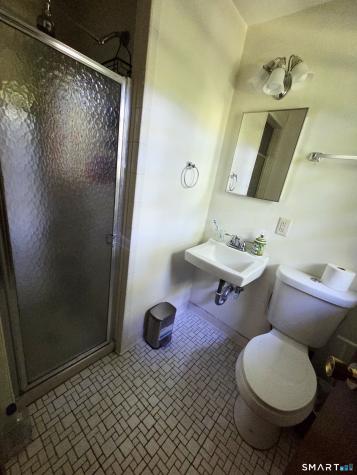 25 Sylvia Lane Windsor CT 06095