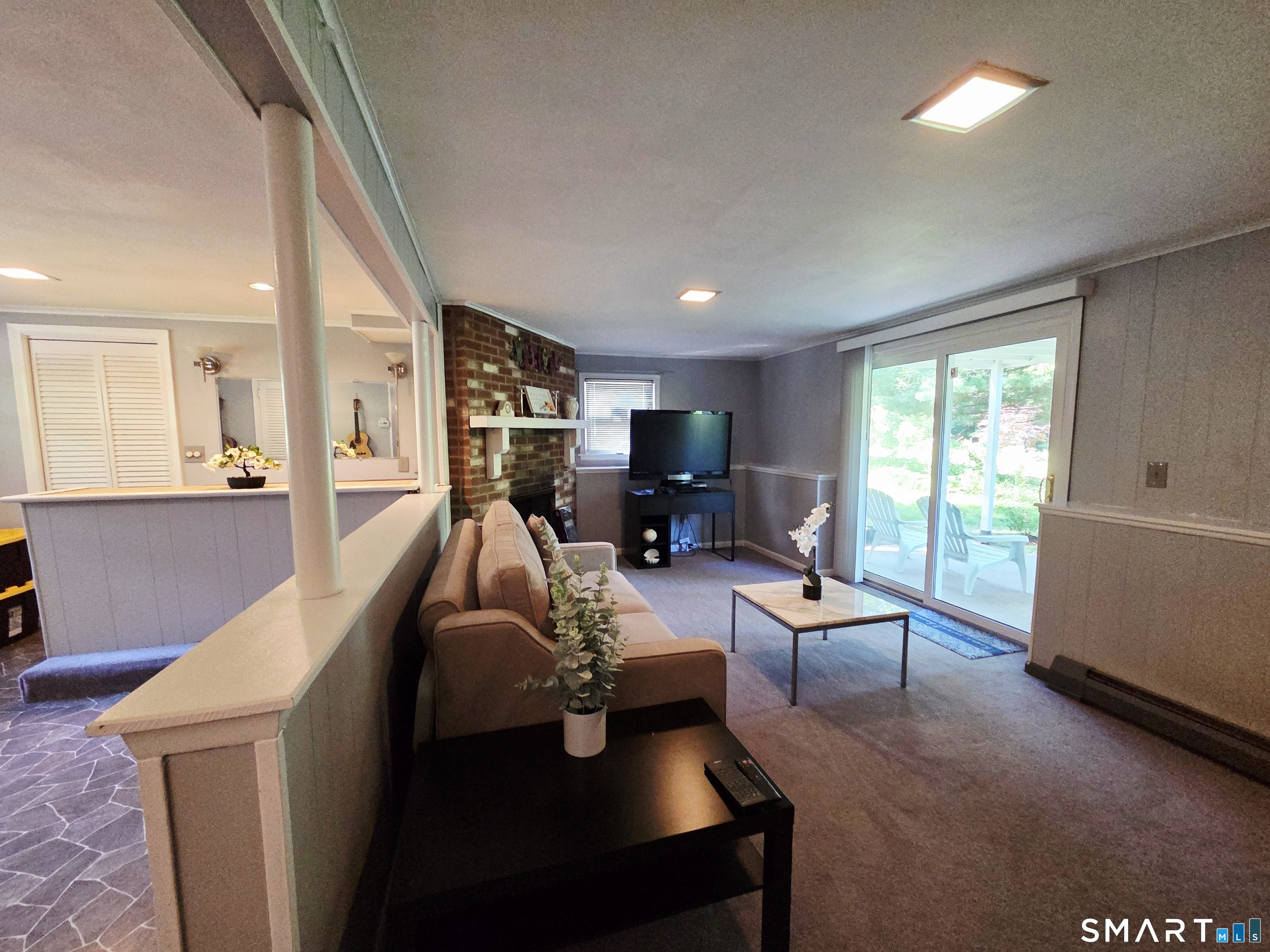 25 Sylvia Lane Windsor CT 06095