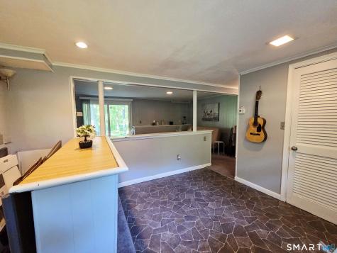 25 Sylvia Lane Windsor CT 06095