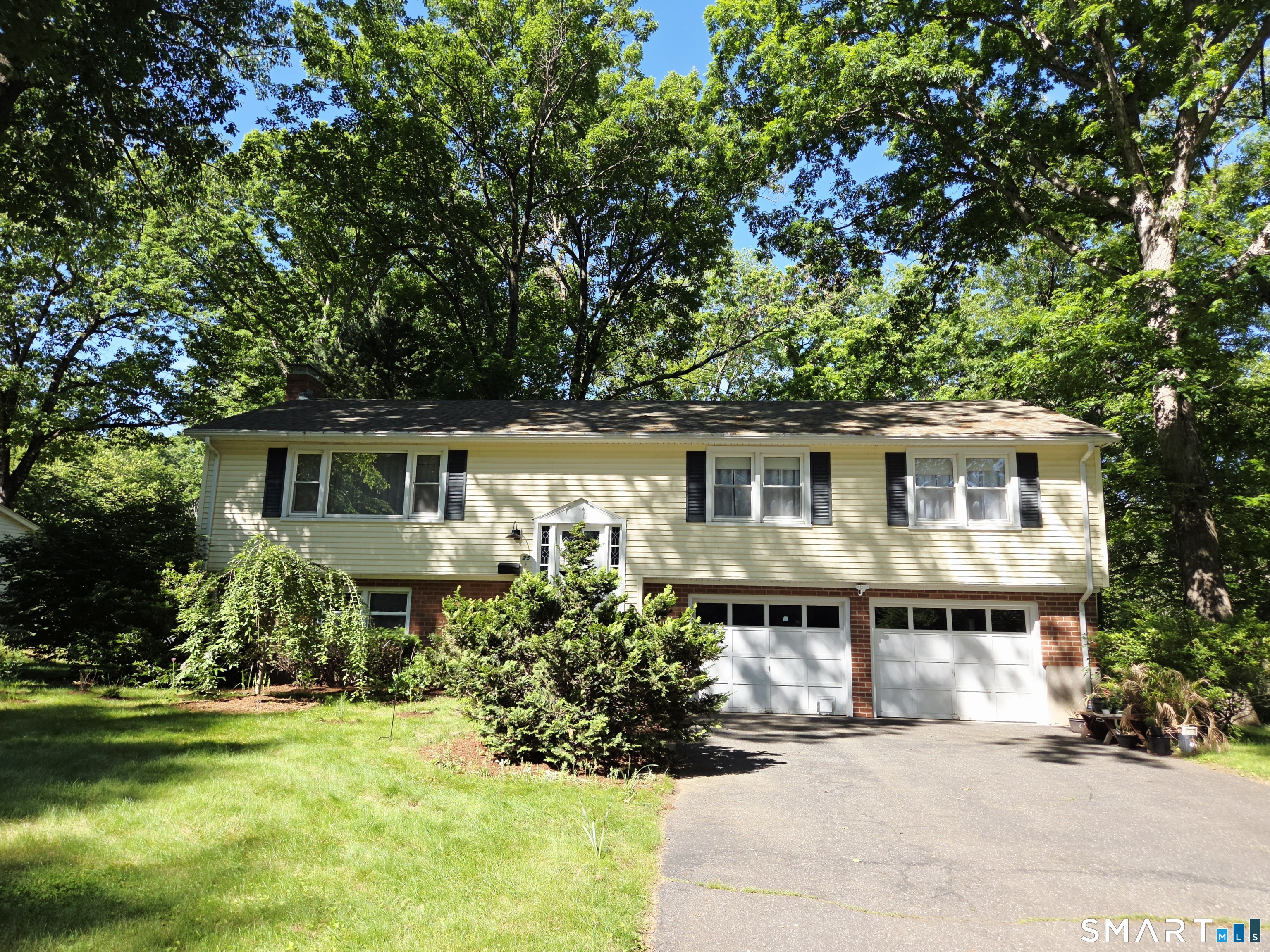 25 Sylvia Lane Windsor CT 06095