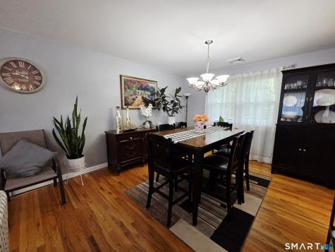 25 Sylvia Lane Windsor CT 06095