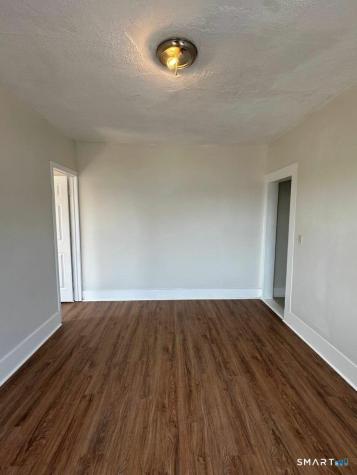 36 Truman Street New London CT 06320