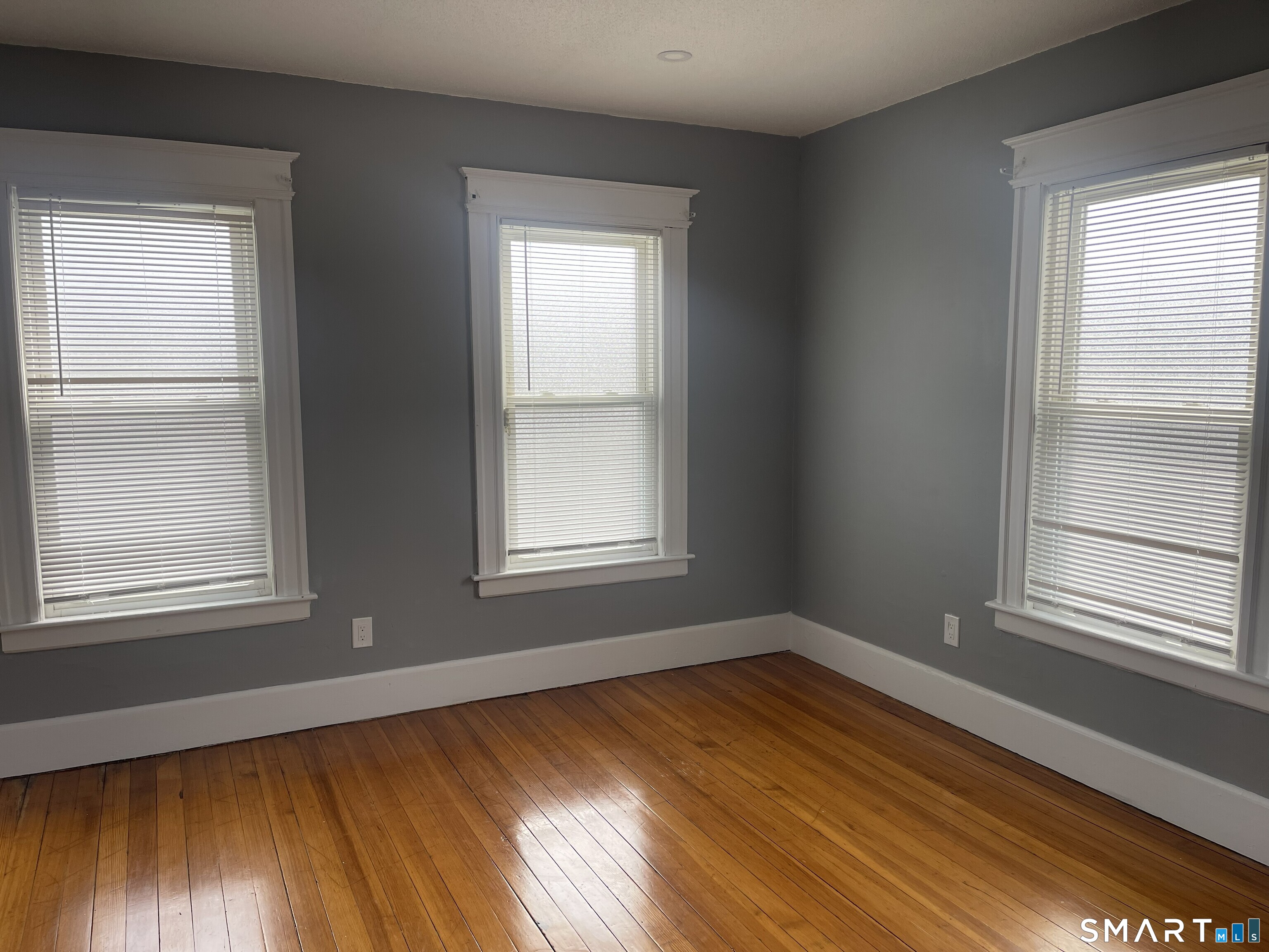 692 Enfield Street Enfield CT 06082