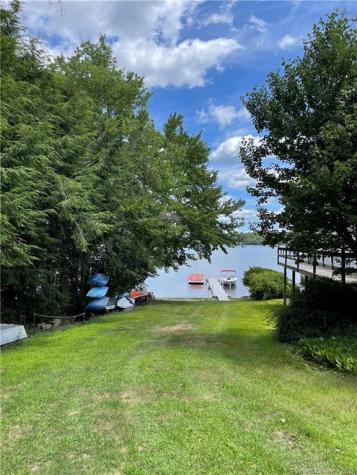 6 Brunetto Grove Morris CT 06763