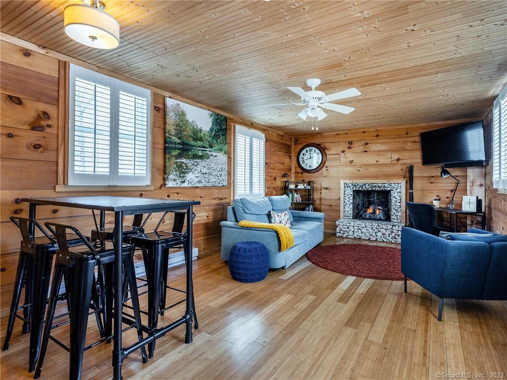 6 Brunetto Grove Morris CT 06763