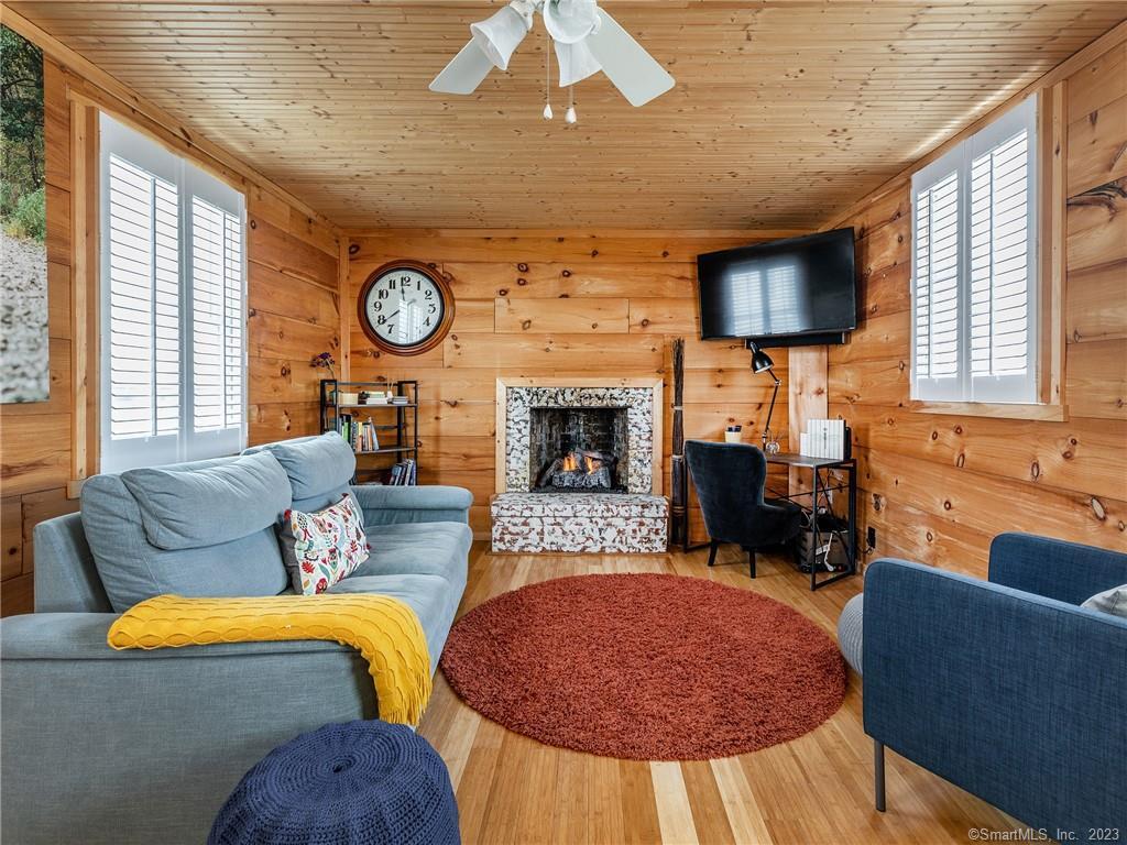 6 Brunetto Grove Morris CT 06763