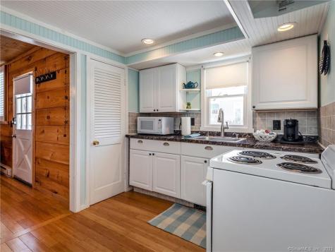 6 Brunetto Grove Morris CT 06763