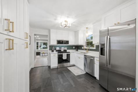 332 Fern Street West Hartford CT 06119