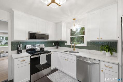 332 Fern Street West Hartford CT 06119