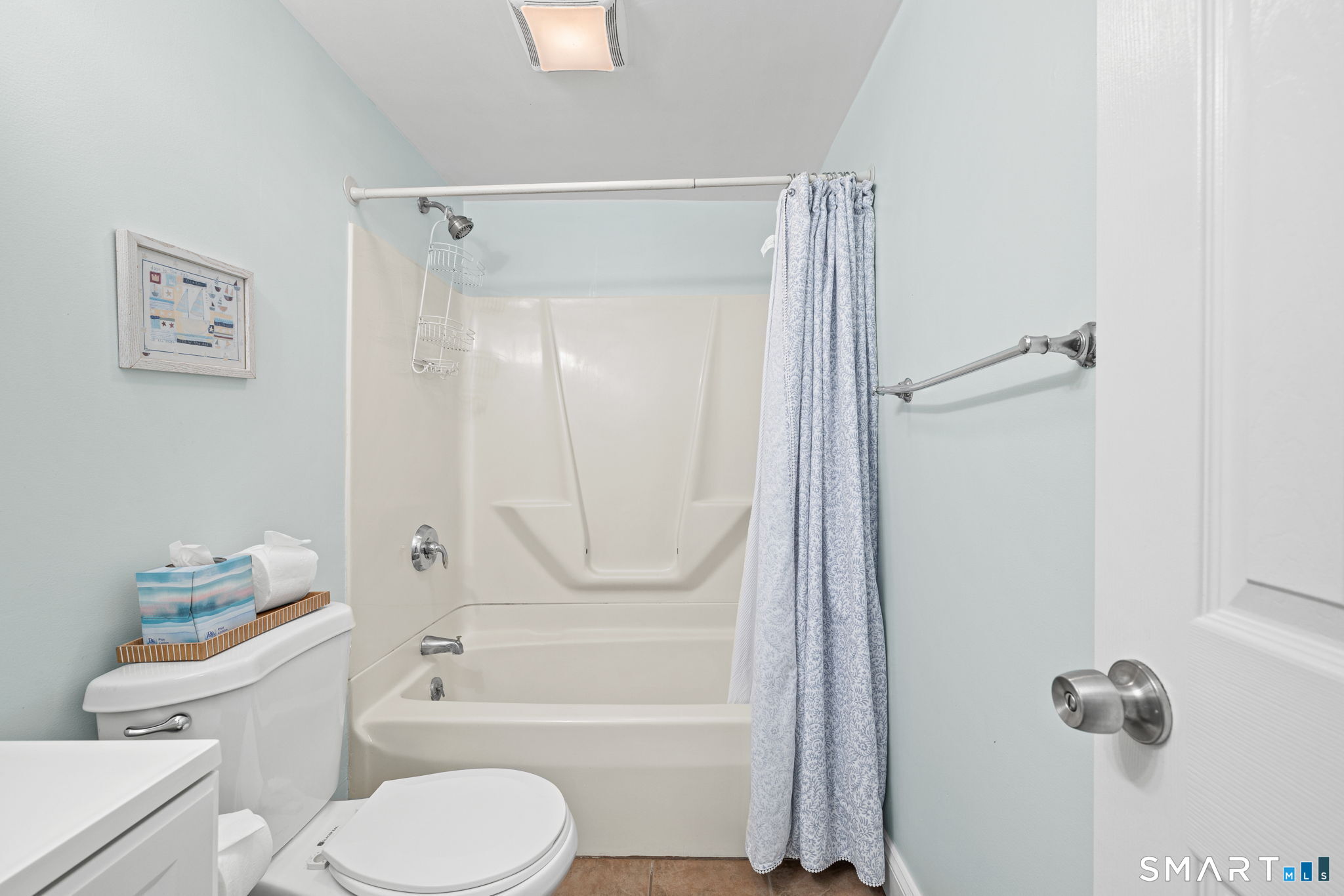 108 College Place Fairfield CT 06824