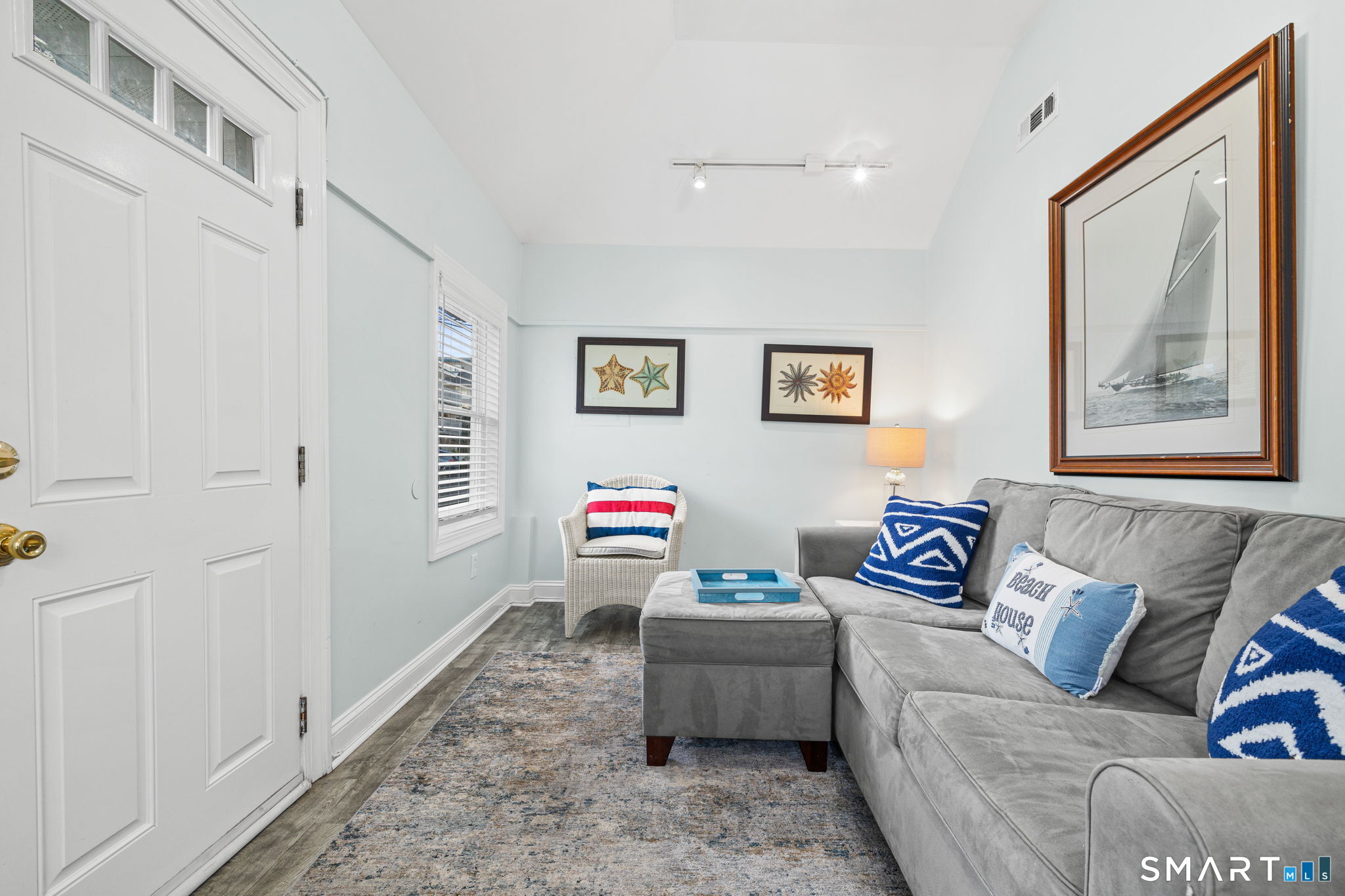 108 College Place Fairfield CT 06824